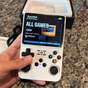 22K Games Retro Handheld Game Console 64GB- White NIB
